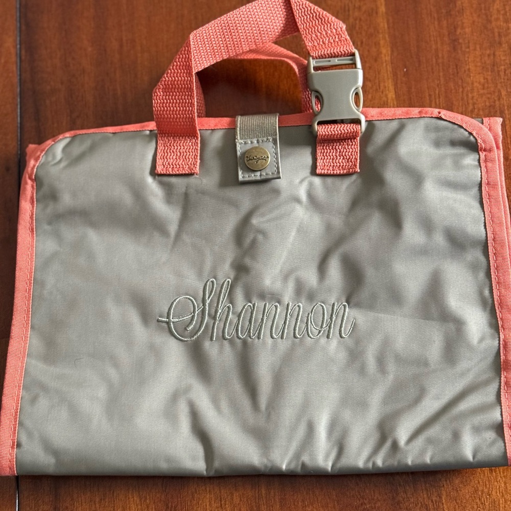 Thirty One Fold & Hang Travel Organizer BNIP! - Picture 5 of 7
